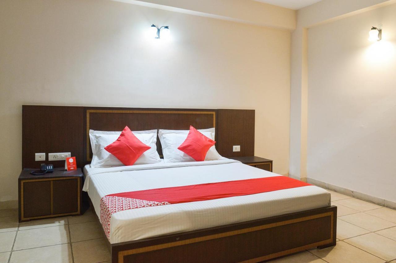 Oyo 15149 Hotel Ajoy Minar Mandarmani Dış mekan fotoğraf